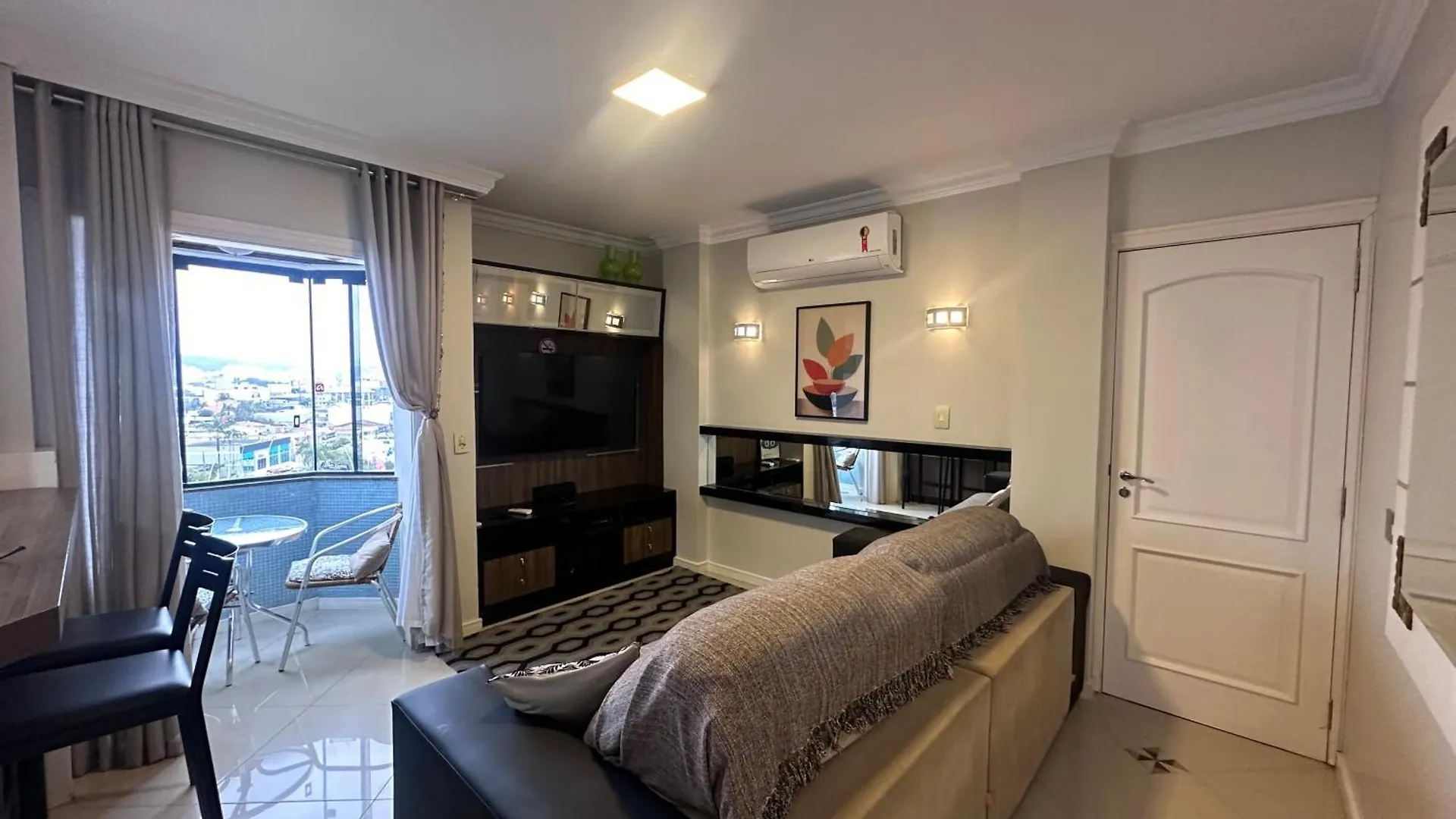 Appartement Arthi - Lindo Apto Central Com Garagem Balneário Camboriú Brazilië